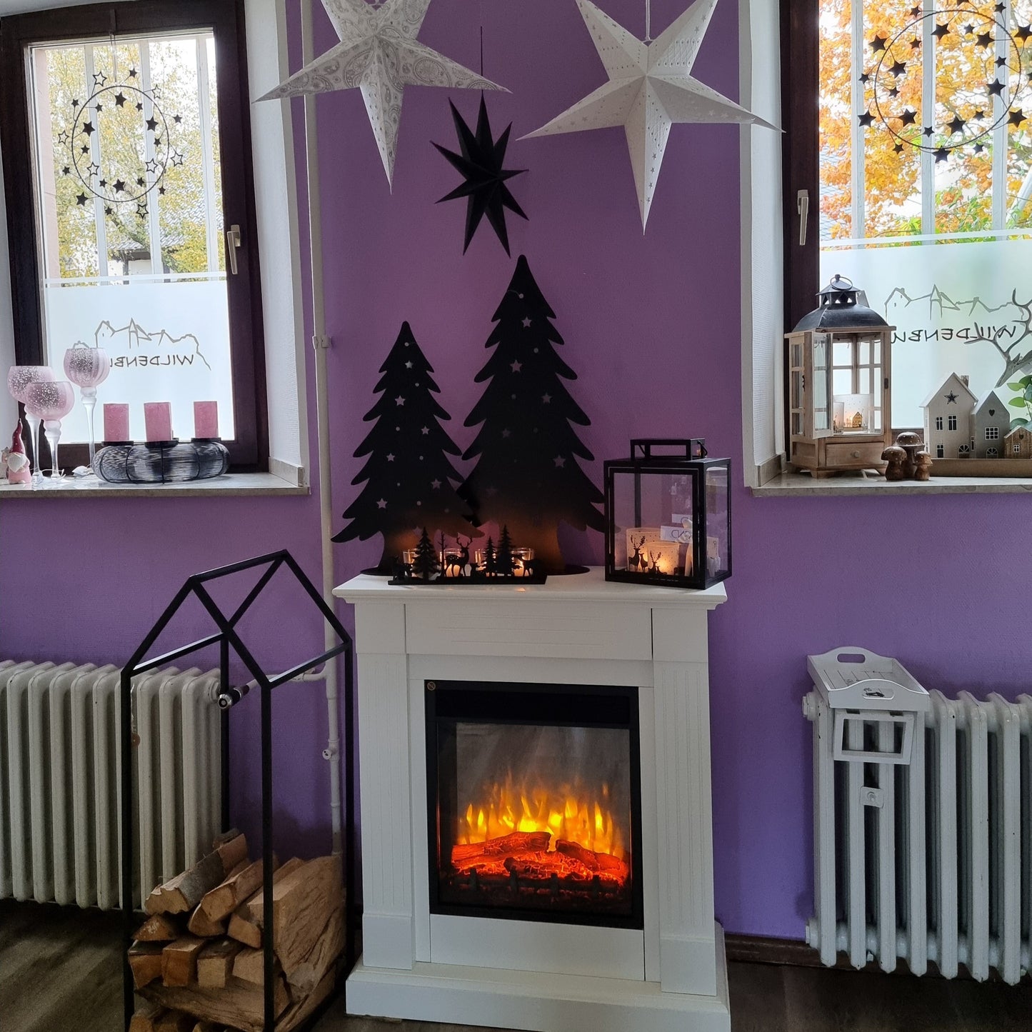 Weihnachtsdeko in schwarz