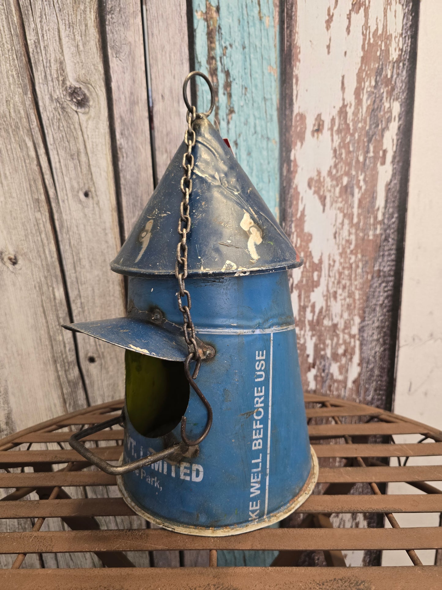 3082-Vogelhaus-Vogel-Futterstation-Metall-oldstyle