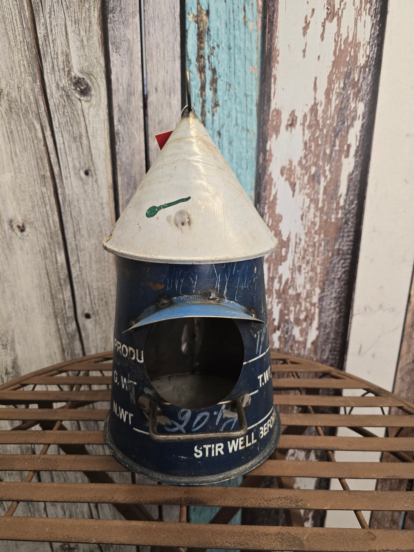 3082-Vogelhaus-Vogel-Futterstation-Metall-oldstyle