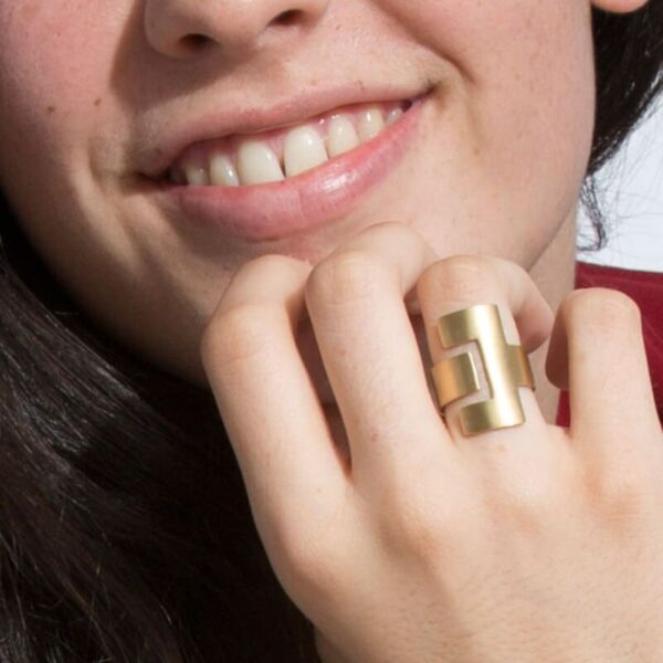 offener Ring aus Sterlingsilber vergoldet in C Form