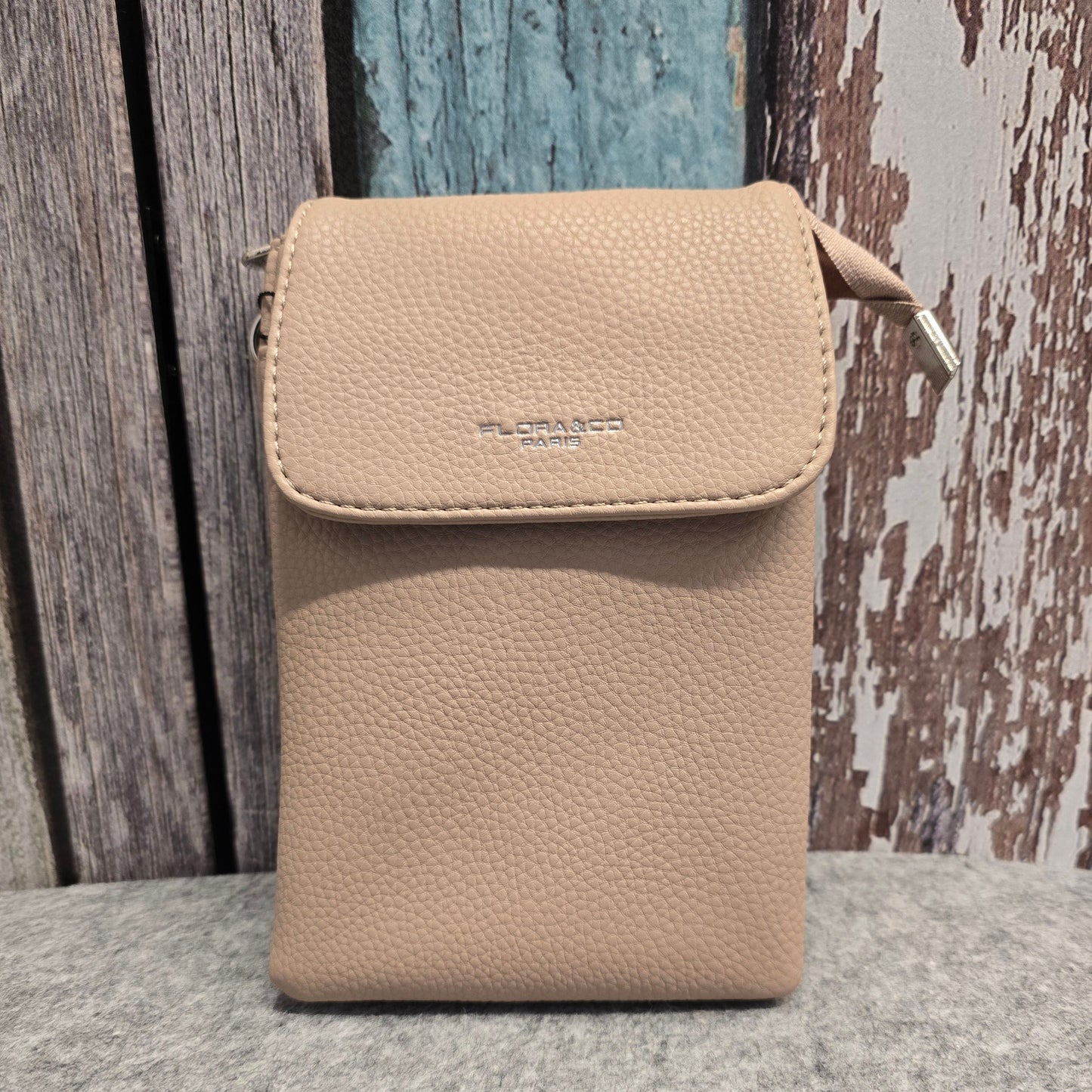 Handytasche zum Umhängen in beige