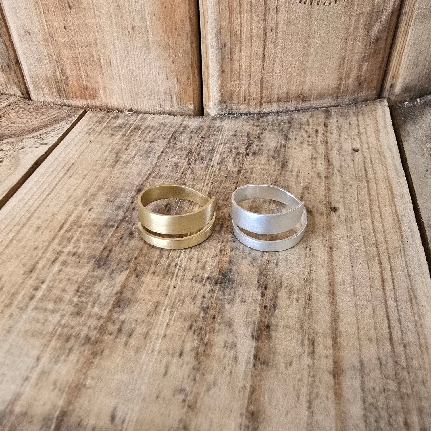 Offener Ring aus 925 silber vergoldet schlicht und glatt gearbeitet